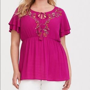 Torrid Size 3 Pink Embroidered Floral Top